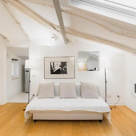 Dimora Persichetto 4* בולוניה