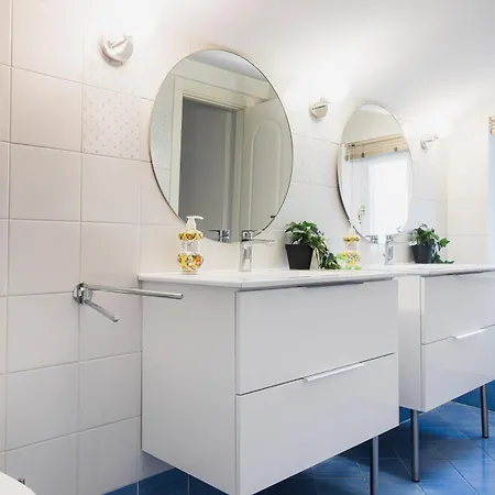 Dimora Persichetto Casa de hóspedes 4*