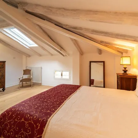 Dimora Persichetto 4* Bolonha